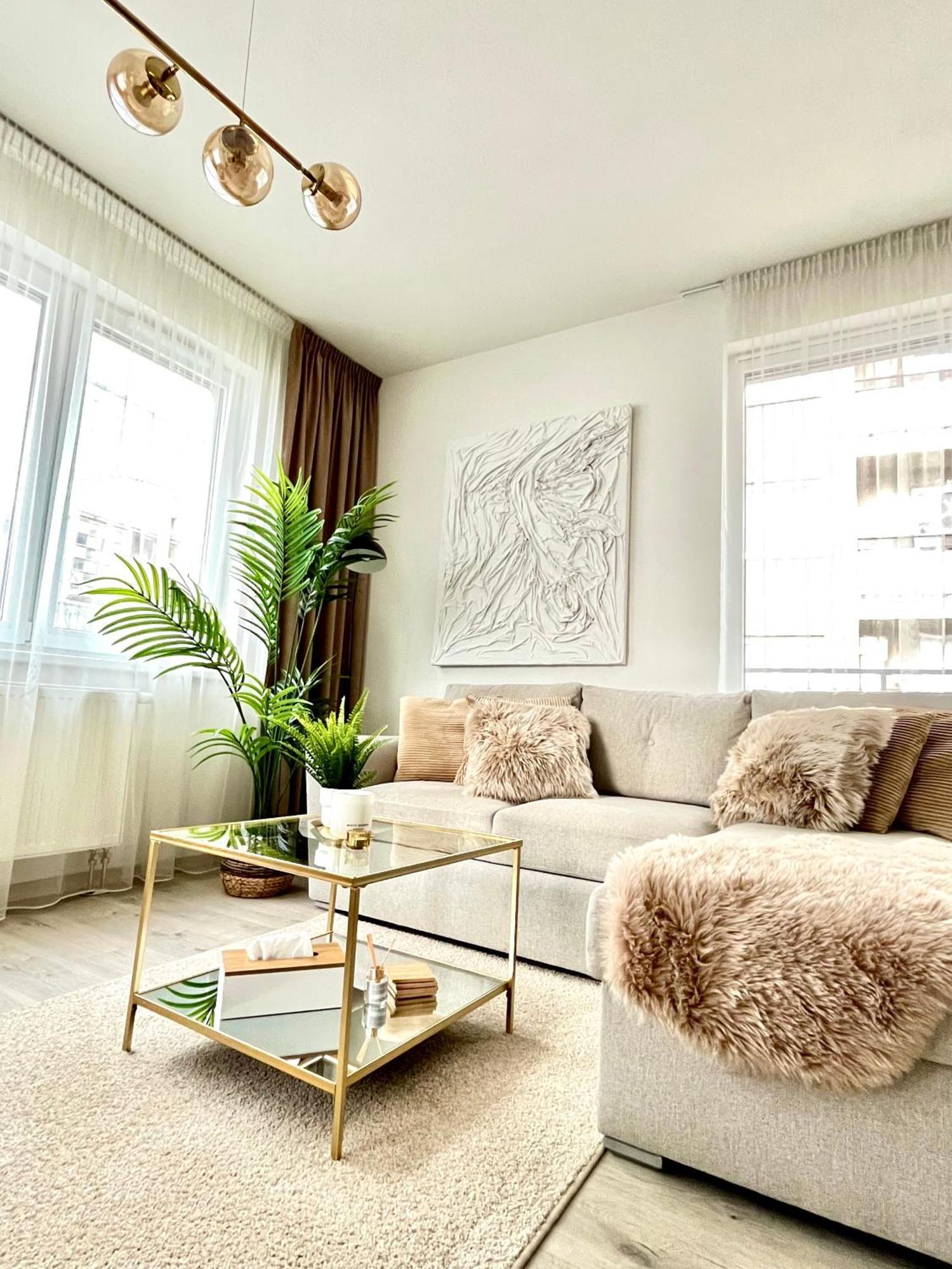 The Elite Suite II Downtown Ac & Garage Parking Μπρατισλάβα Εξωτερικό φωτογραφία